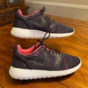 Nike Women's Roshe One‎ Hyp Hyper PRM TXT Sz 8 1/2